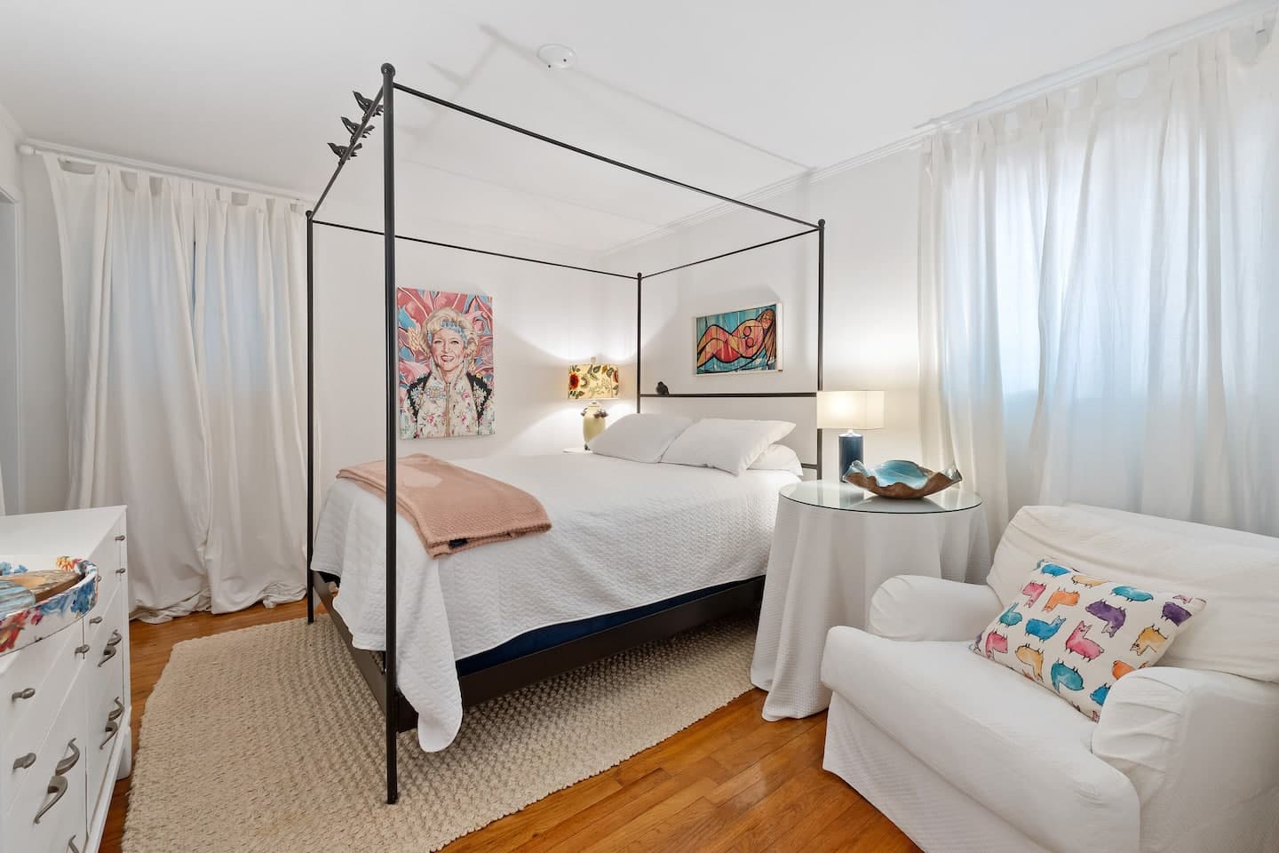 Second queen bedroom